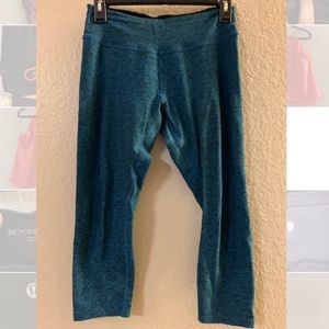 Beyond Yoga Cropped Leggings